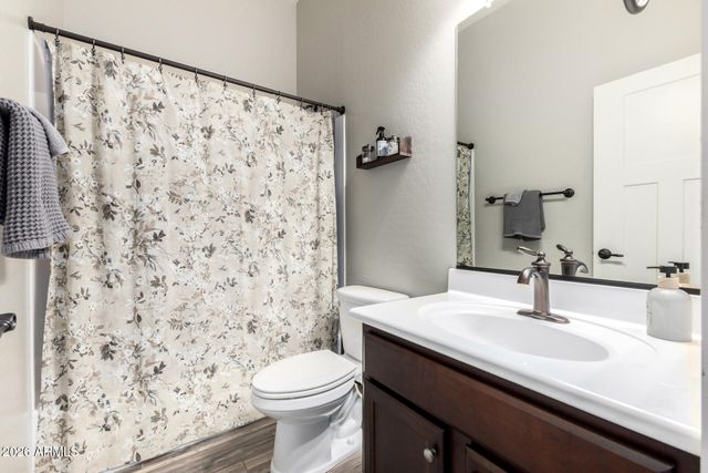 10555 E MENDOZA Avenue, Mesa, AZ 85209