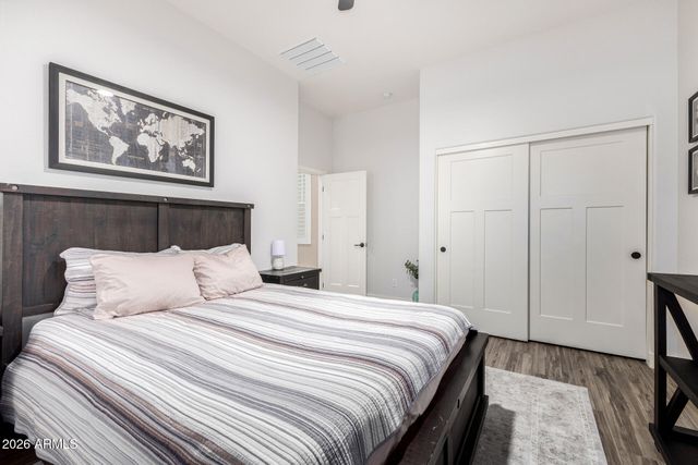 10555 E MENDOZA Avenue, Mesa, AZ 85209