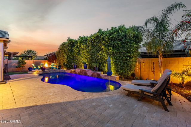 10555 E MENDOZA Avenue, Mesa, AZ 85209