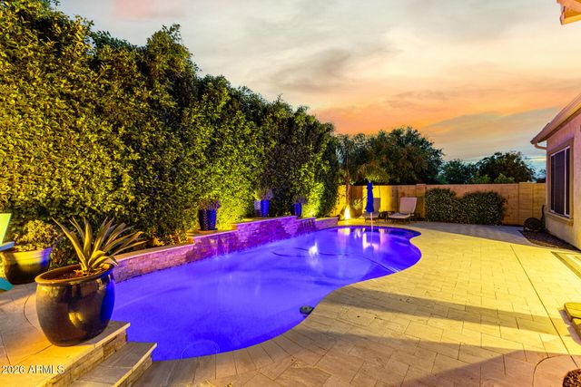 10555 E MENDOZA Avenue, Mesa, AZ 85209