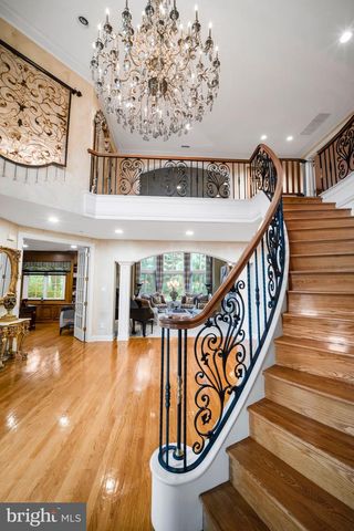 1126 TIMBERGATE DR, Jenkintown, PA 19046