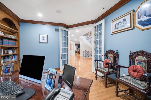 1126 TIMBERGATE DR, Jenkintown, PA 19046