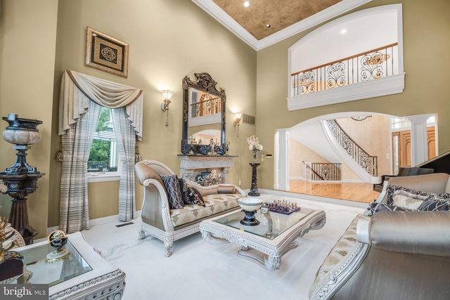 1126 TIMBERGATE DR, Jenkintown, PA 19046