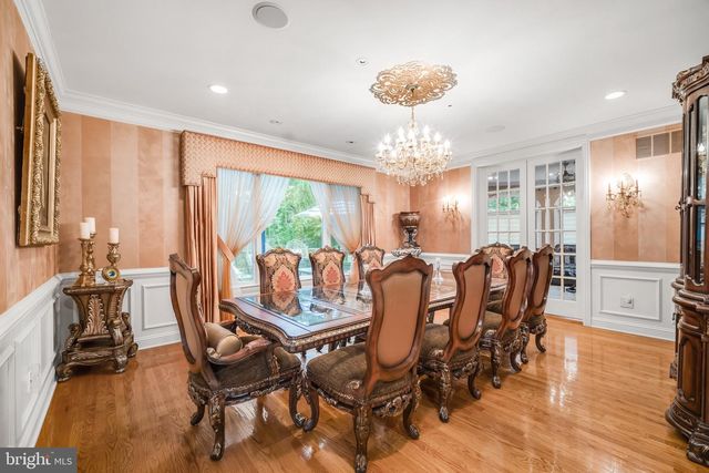 1126 TIMBERGATE DR, Jenkintown, PA 19046