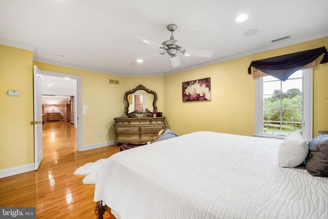 1126 TIMBERGATE DR, Jenkintown, PA 19046