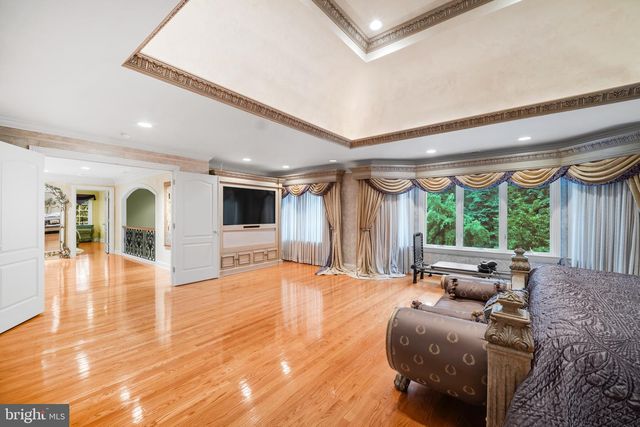 1126 TIMBERGATE DR, Jenkintown, PA 19046