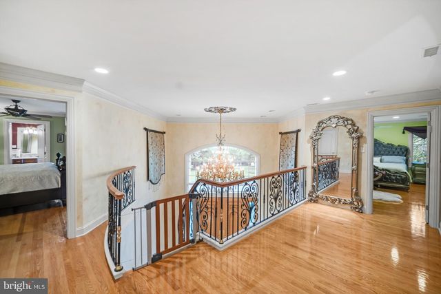 1126 TIMBERGATE DR, Jenkintown, PA 19046