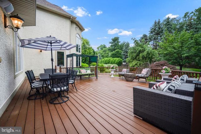 1126 TIMBERGATE DR, Jenkintown, PA 19046