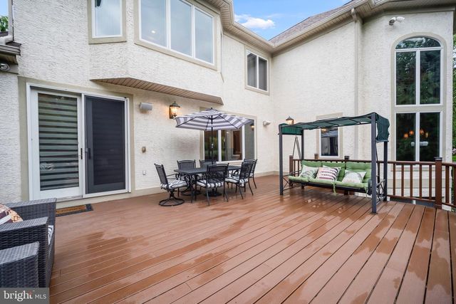 1126 TIMBERGATE DR, Jenkintown, PA 19046