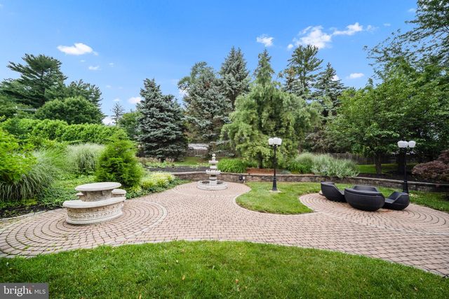 1126 TIMBERGATE DR, Jenkintown, PA 19046