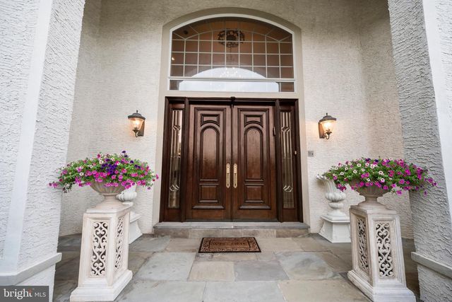 1126 TIMBERGATE DR, Jenkintown, PA 19046