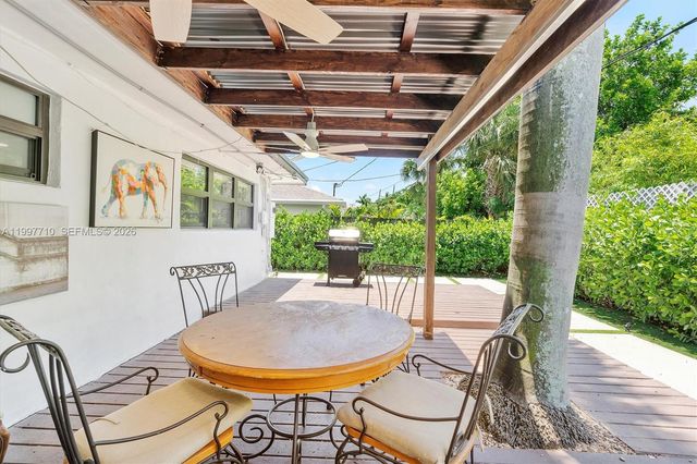 3375 NE 20th Ave, Oakland Park, FL 33306