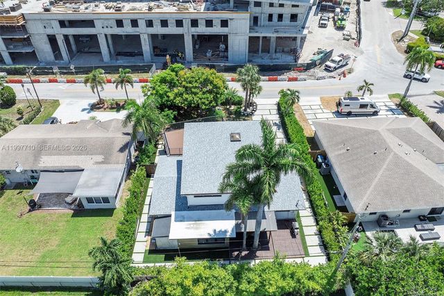 3375 NE 20th Ave, Oakland Park, FL 33306