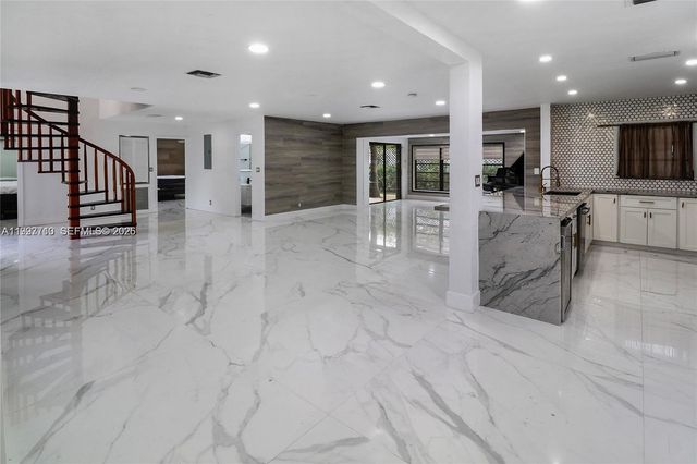 3375 NE 20th Ave, Oakland Park, FL 33306