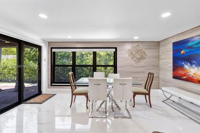 3375 NE 20th Ave, Oakland Park, FL 33306