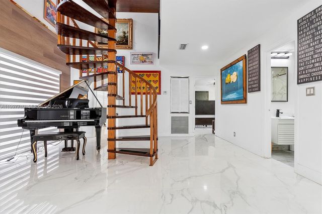 3375 NE 20th Ave, Oakland Park, FL 33306