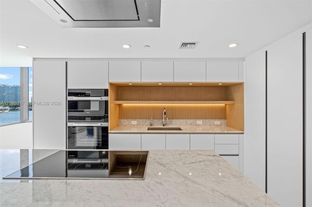 1135 103rd St 406, Bay Harbor Islands, FL 33154