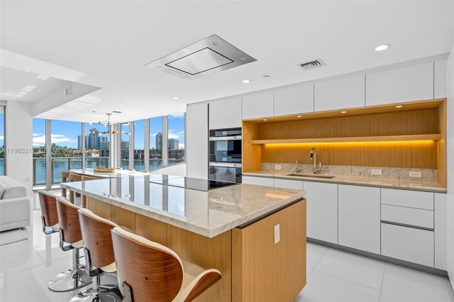 1135 103rd St 406, Bay Harbor Islands, FL 33154