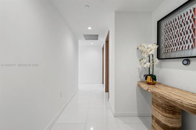 1135 103rd St 406, Bay Harbor Islands, FL 33154