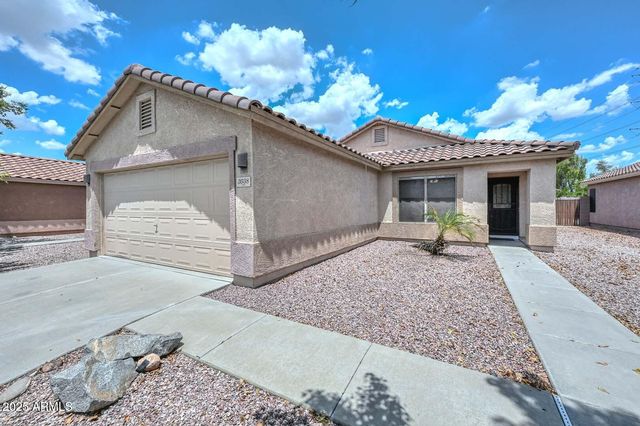 3038 W ROBERTA Drive, Phoenix, AZ 85083