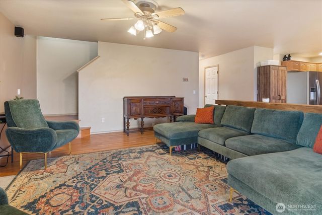 263 Hamilton Court, Buckley, WA 98321