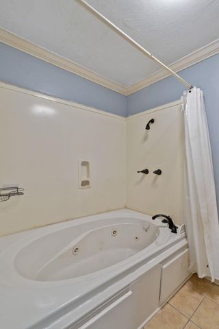 1105 Stratford, Hattiesburg, MS 39402