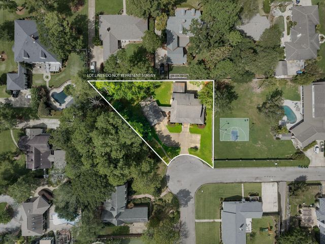 1105 Stratford, Hattiesburg, MS 39402
