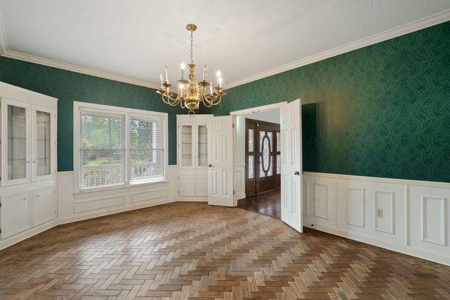 1105 Stratford, Hattiesburg, MS 39402
