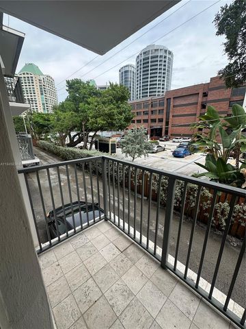 3242 Mary St S215, Miami, FL 33133