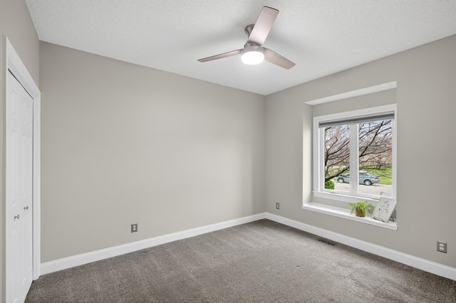 932 N Azure Cir, Wichita, KS 67235