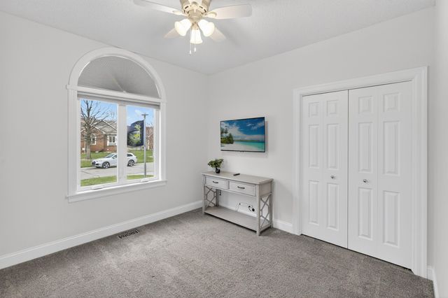 932 N Azure Cir, Wichita, KS 67235