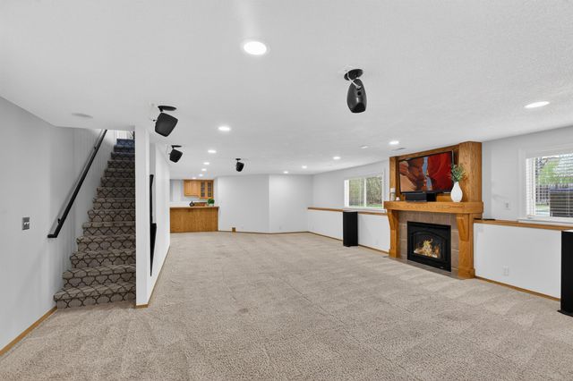 932 N Azure Cir, Wichita, KS 67235