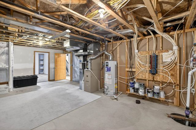 932 N Azure Cir, Wichita, KS 67235