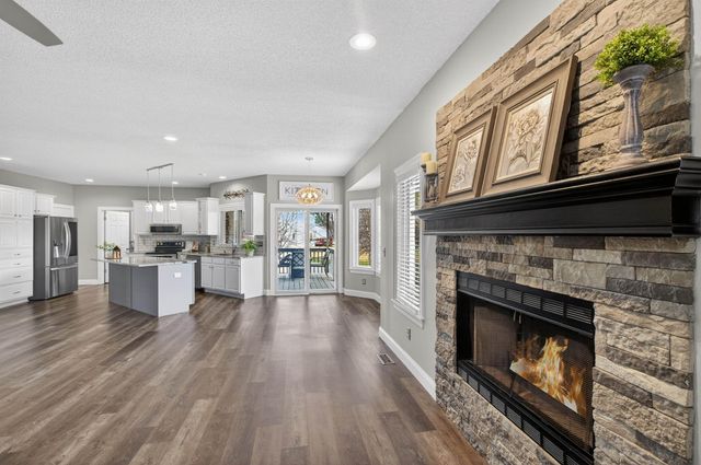 932 N Azure Cir, Wichita, KS 67235