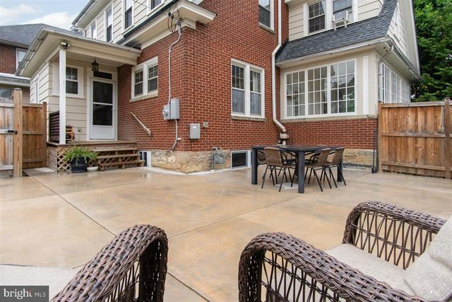 1214 OAK HILL AVE, Hagerstown, MD 21742