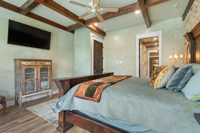 8029 N River Crossing, Waco, TX 76633
