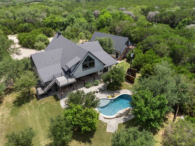 8029 N River Crossing, Waco, TX 76633