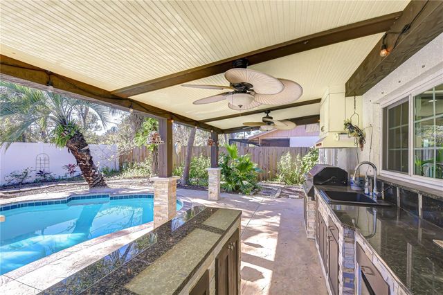 5008 COUNTRY HILLS DRIVE, Tampa, FL 33624