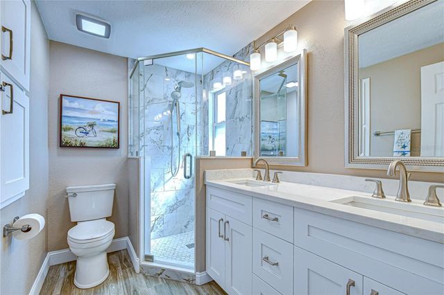 5008 COUNTRY HILLS DRIVE, Tampa, FL 33624