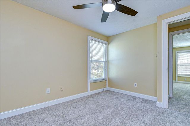 5008 COUNTRY HILLS DRIVE, Tampa, FL 33624