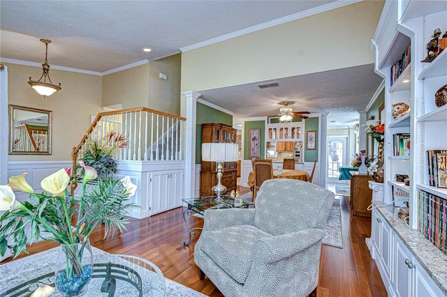 5008 COUNTRY HILLS DRIVE, Tampa, FL 33624