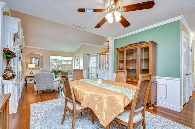 5008 COUNTRY HILLS DRIVE, Tampa, FL 33624