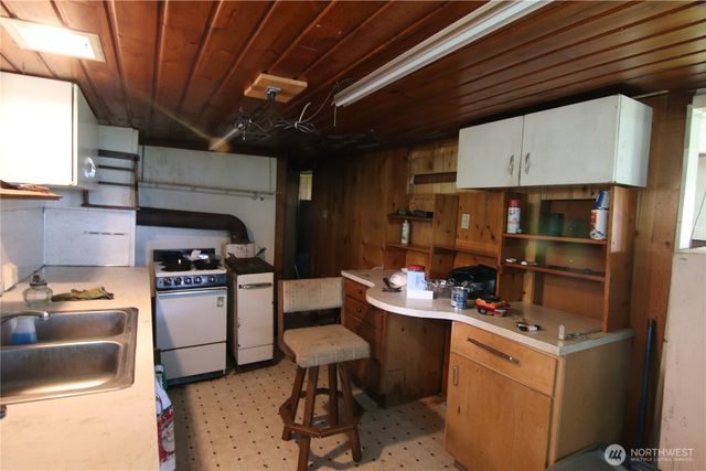 2095 Postal Avenue, Bellingham, WA 98226