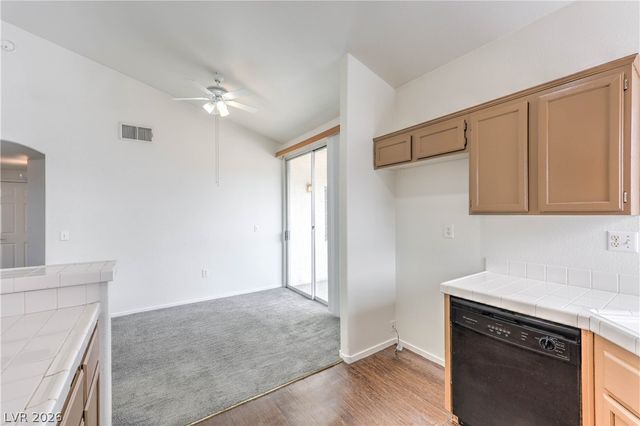 1405 South Nellis Boulevard 2082, Las Vegas, NV 89104