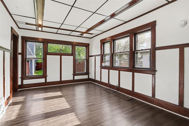 23 E Kingman Avenue, Battle Creek, MI 49014