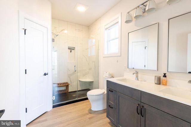1404 BARRINGTON DR, Mount Joy, PA 17552