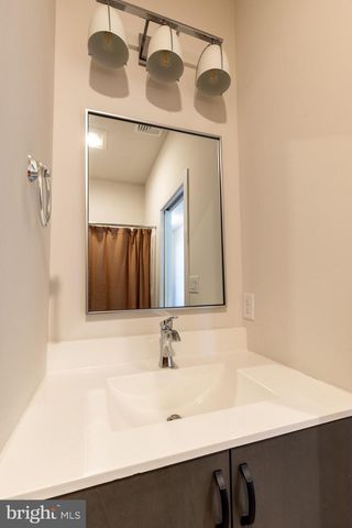 1404 BARRINGTON DR, Mount Joy, PA 17552