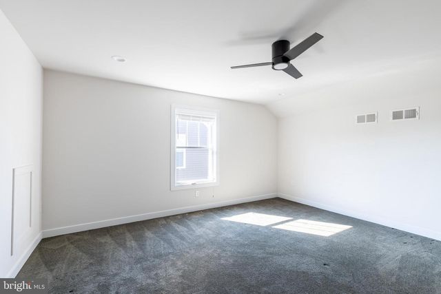 1404 BARRINGTON DR, Mount Joy, PA 17552