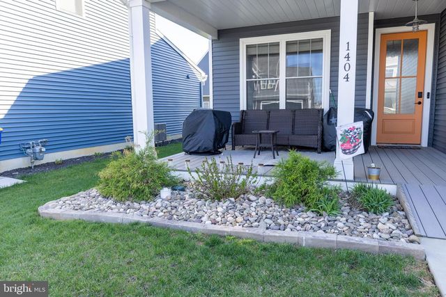 1404 BARRINGTON DR, Mount Joy, PA 17552