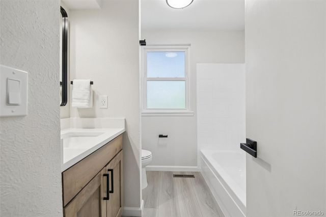 7901 S Corona Way, Littleton, CO 80122